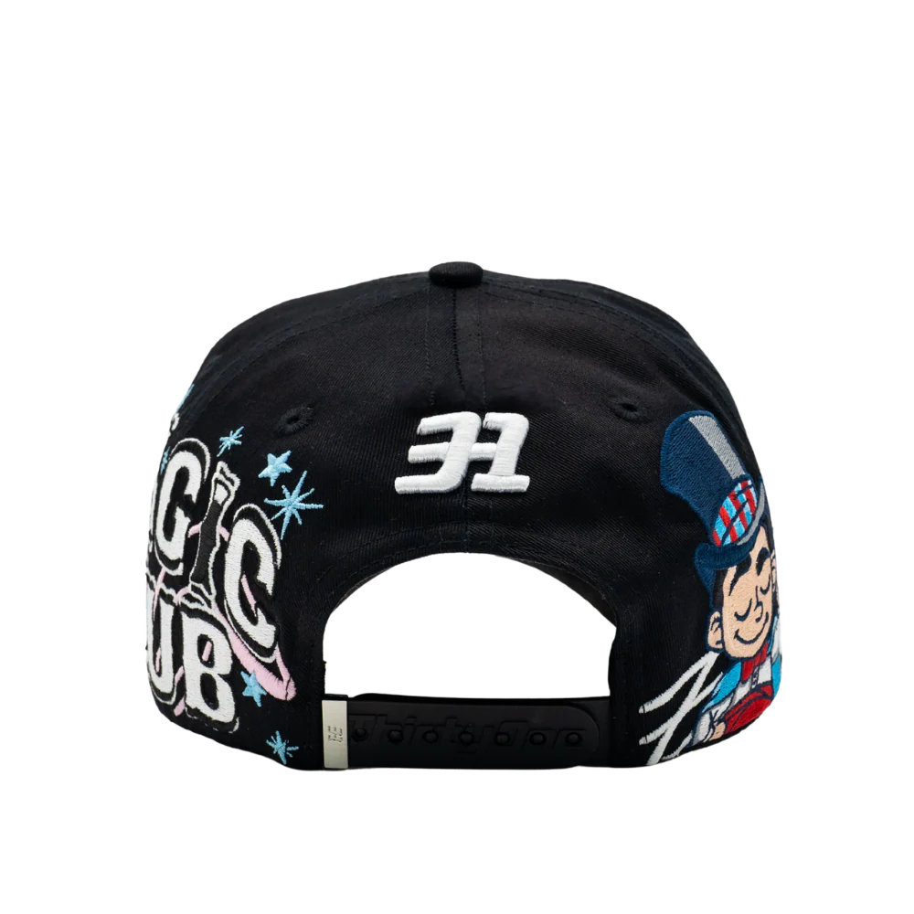31 Hats El mago