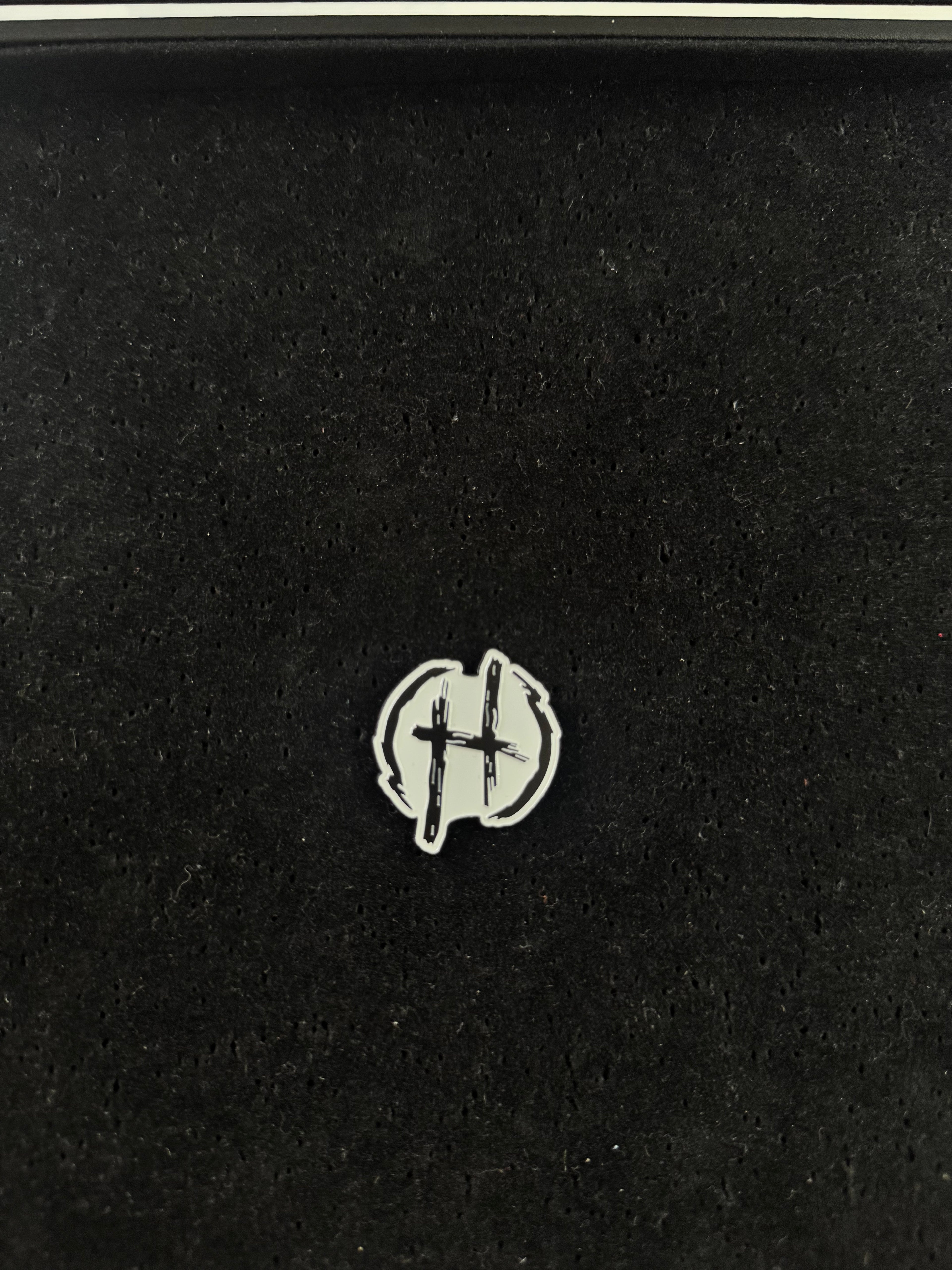 Pin Junior H