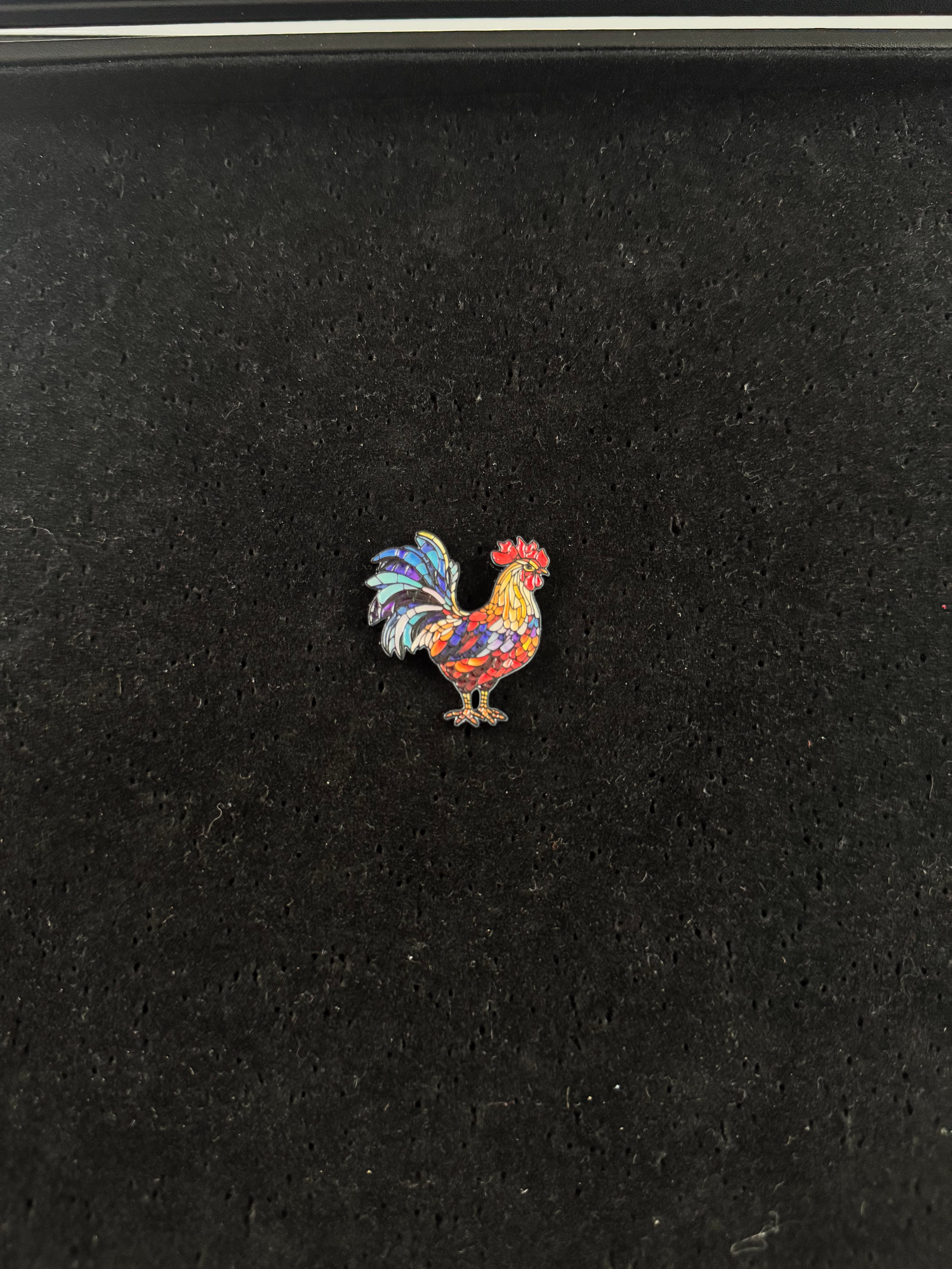 Pin Gallo
