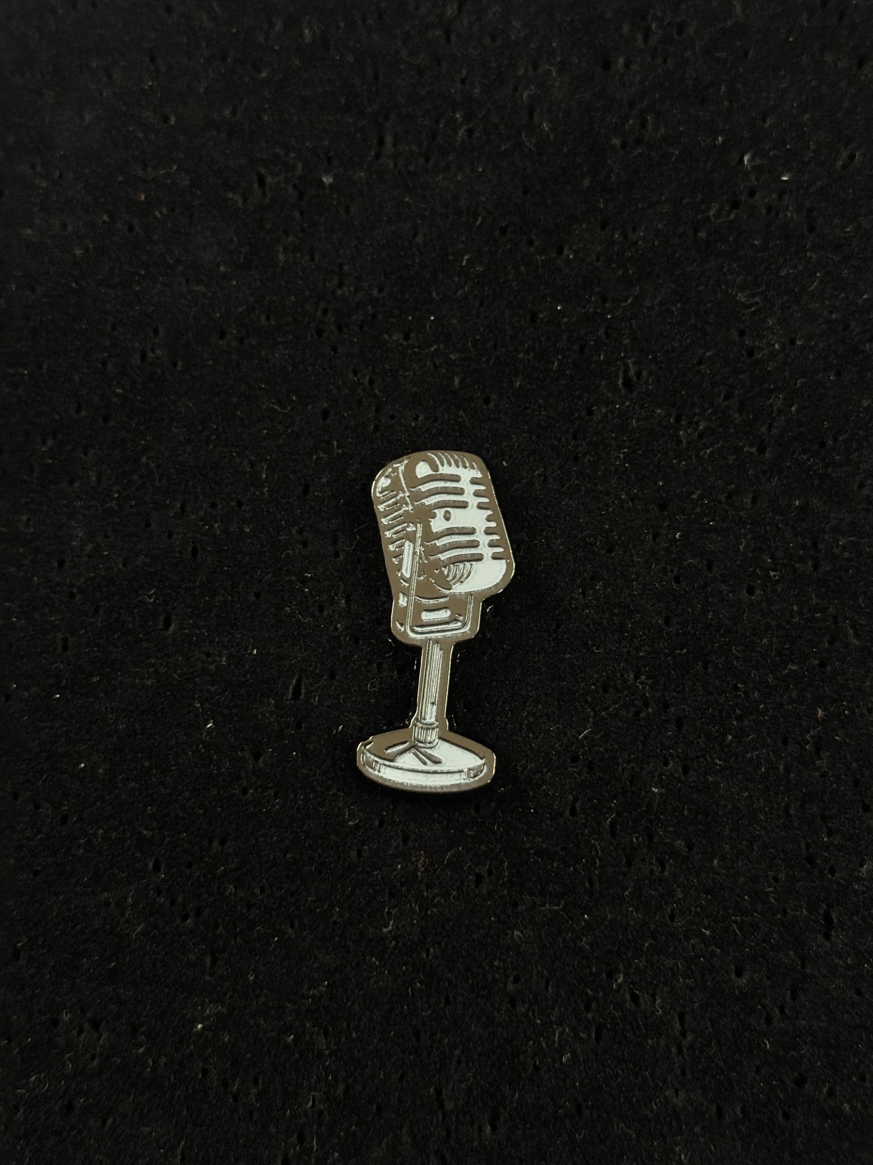 Pin Microfono