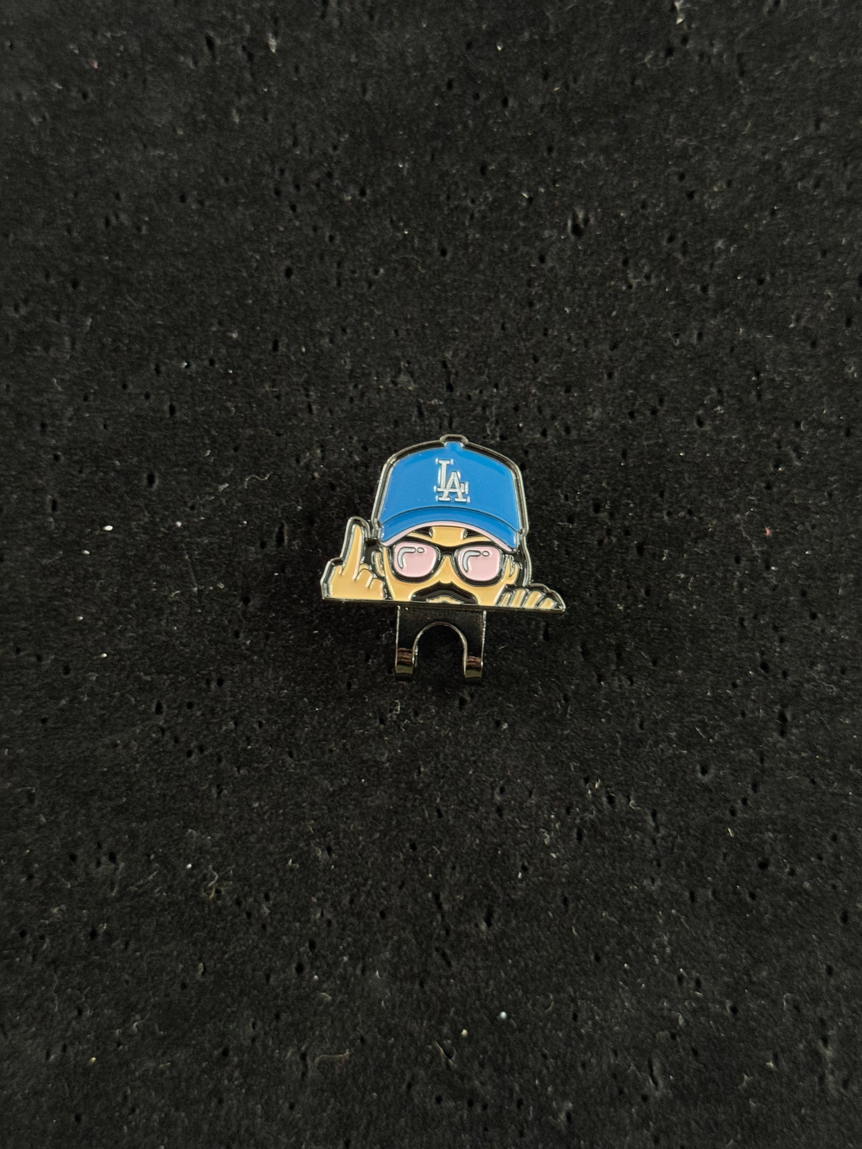 Pin Visera LA