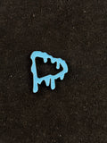 Pin Contorno Celeste Brillante