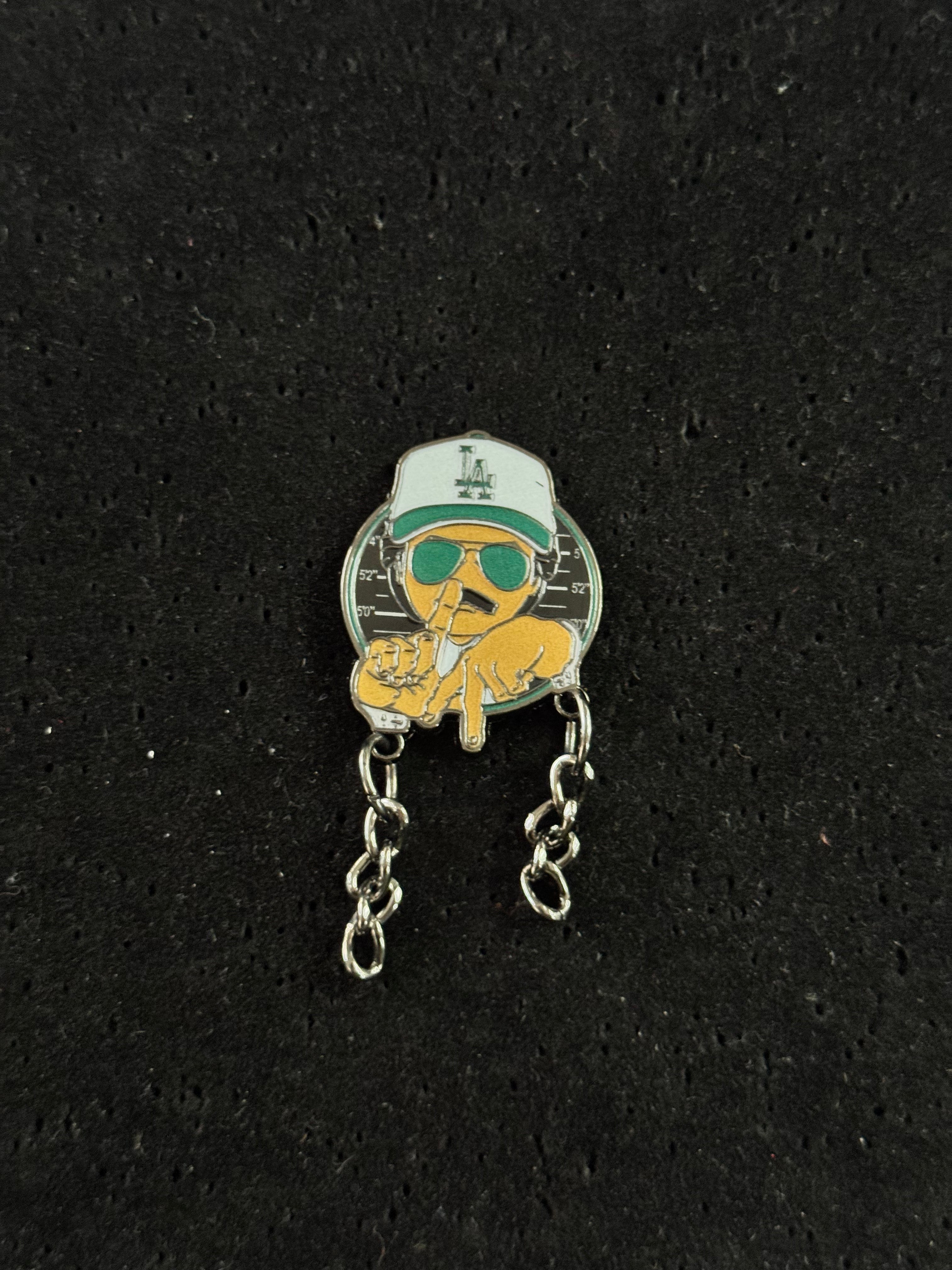 Pin Chain LA