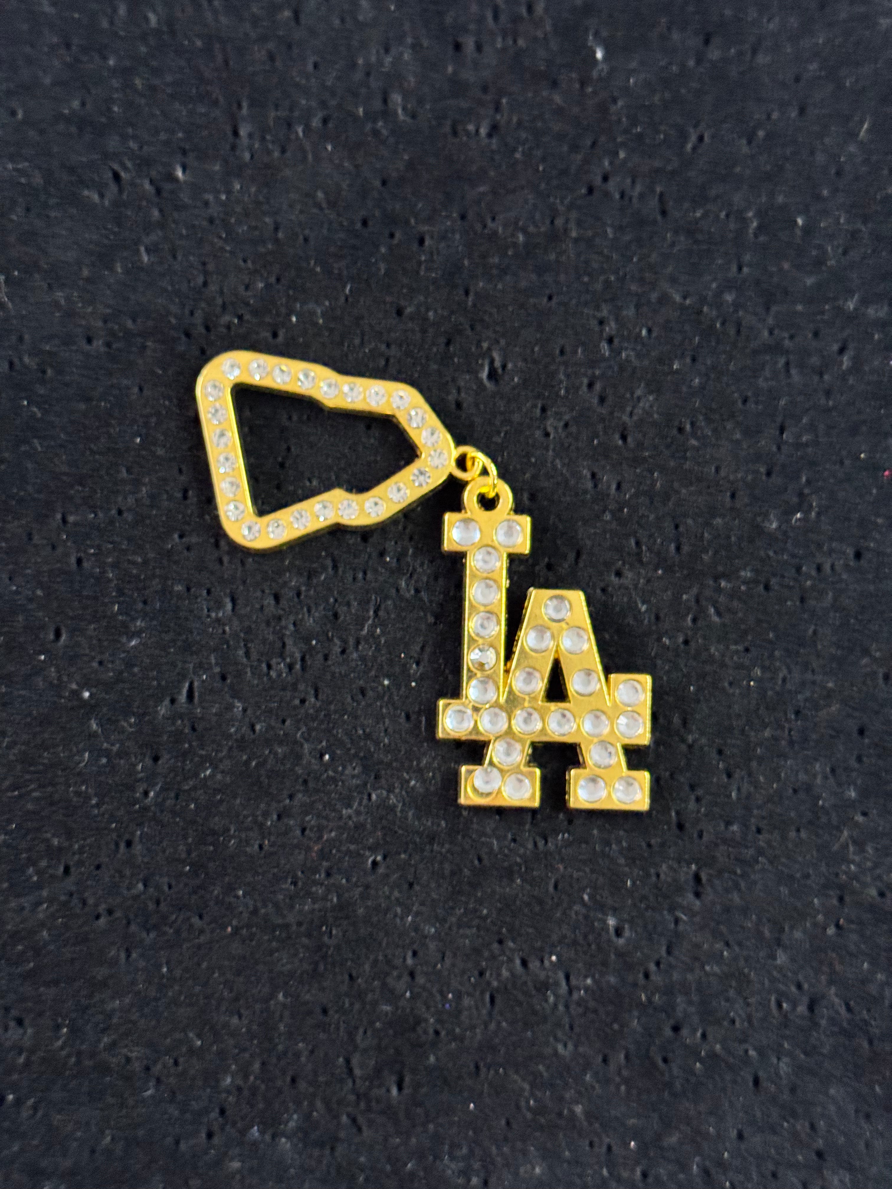 Pin Contorno LA