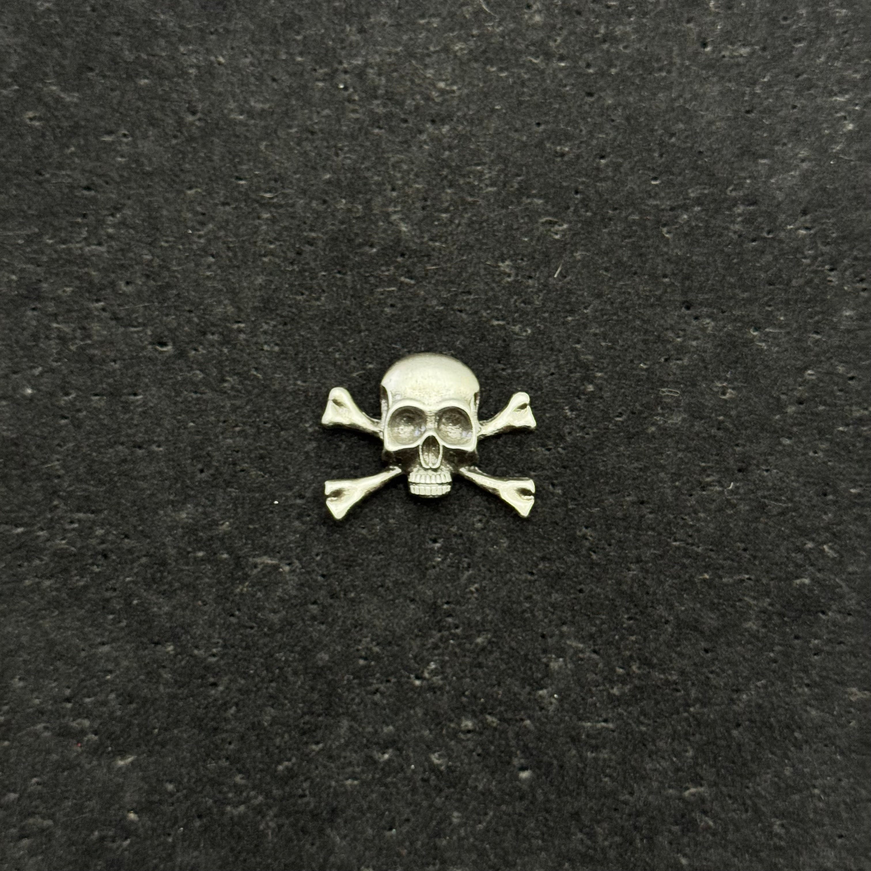 Pin Calavera 2
