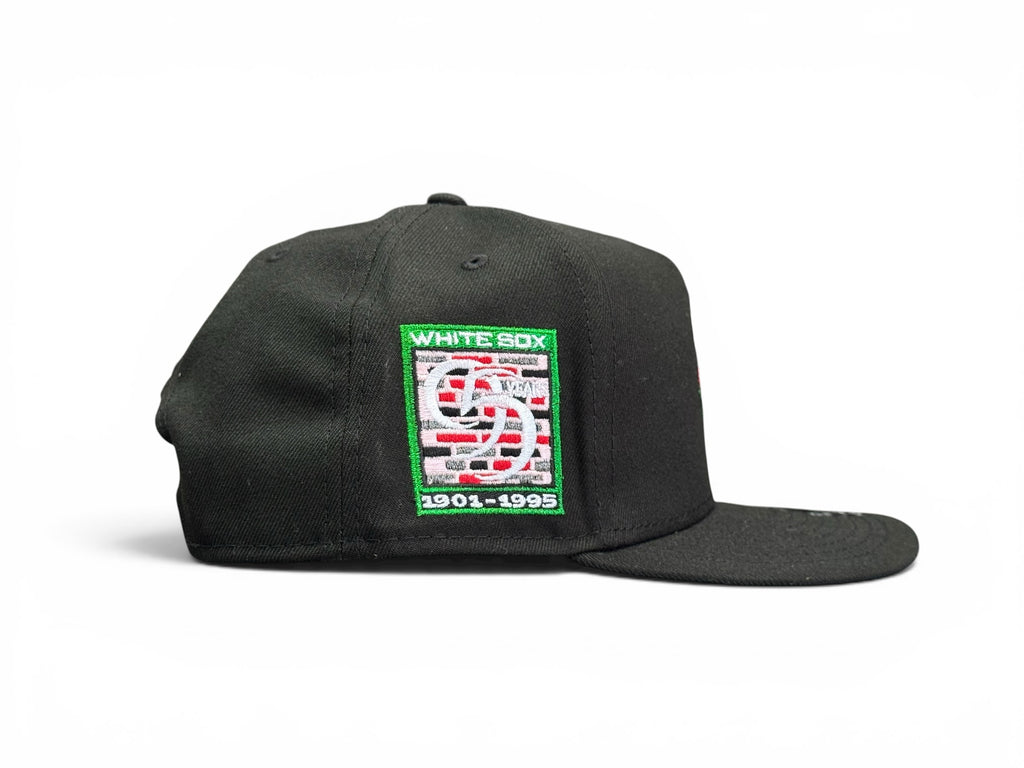 Gorra snapback negra JR Caps MTY de los Chicago White Sox con parche lateral conmemorativo de 1901 a 1995